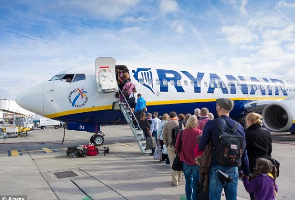 Január 15-től lépnek érvénybe a poggyászokra vonatkozó új szabályok a Ryanairnél