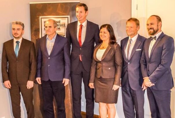 Régiófejlesztés: A megyei vezetők az Európai Beruházási Bank elnökhelyettesével tárgyaltak