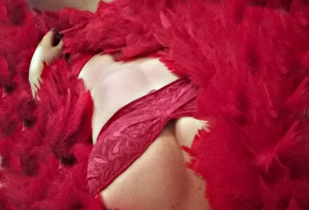 Internetes árverésre bocsátotta szüzességét egy brazil tinédzser