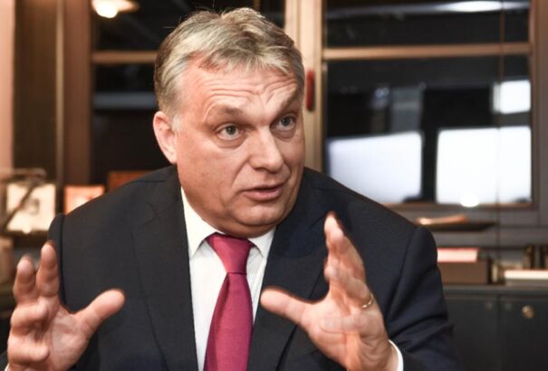 Orbán a német Bildnek: „Önök akarták a migránsokat, mi nem”