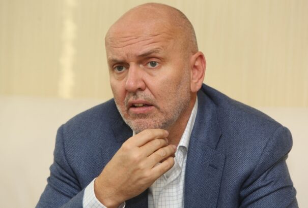 Világi Oszkár: Az új törvény csökkenti a tisztességtelen ügyletek számát