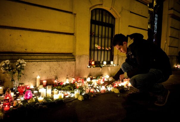 Gyász: Egy éve történt a veronai busztragédia