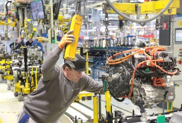 Krízisponthoz érkezett a szlovákiai autóipar: idén eldől, megtartja-e vezető szerepét