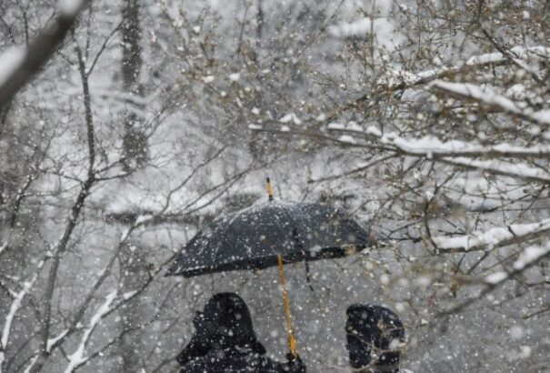 Éjjel érkezik a havazás: Elsőfokú riasztás van érvényben Dél-Szlovákiában