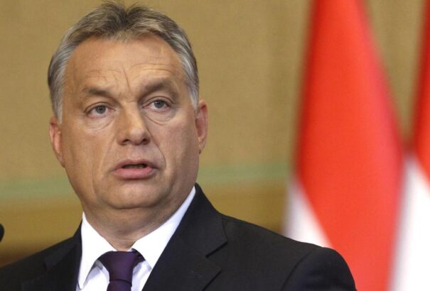Orbán a német Welt am Sonntagnak: „nem lehet a világnak úgy segíteni, hogy tönkretesszük a saját népünket”