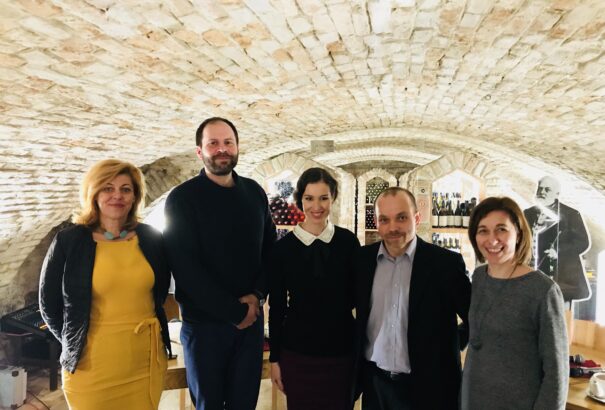 „A szeretet motiváljon minket az elfogadásra” – Récsei Noémi beszélgetőestje a Down-szindrómáról