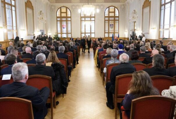 Nyitra megye önkormányzatában folytatódik a harc a hatalomért