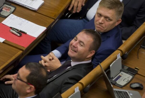 Változások a Smerben: Ki érkezik Ján Richter helyére?