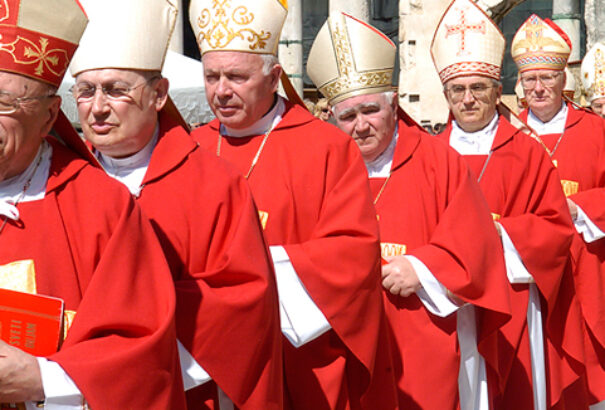 Ennyit keresnek a püspökök Szlovákiában