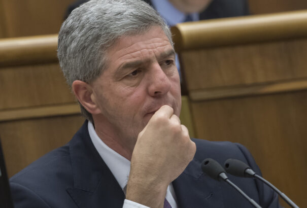 Hatástalan az Új Szós és Pátria rádiós pártpropaganda: Bugárék új sajtóterméket indítanának