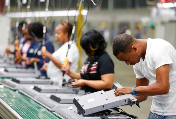 Szlovákia megadta magát az olcsó, külföldi munkaerőnek