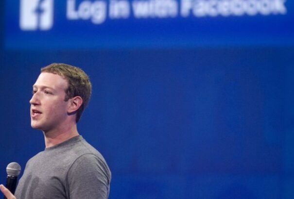 Bevásárolt a Facebook. Már a személyi igazolványainkat is ellenőrizni tudja