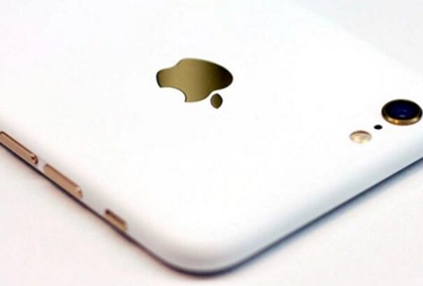 Most megtudhatjuk, hogy saját iPhonunkat is lassítja-e az Apple