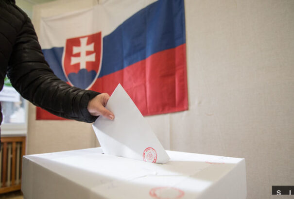 Szlovákia 10 településén polgármestert és képviselőket választanak