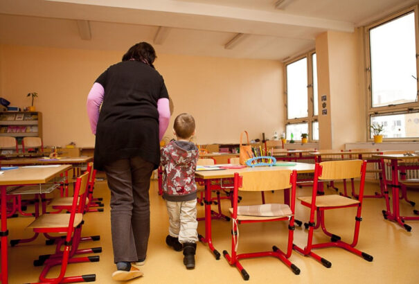 Hatalmas a hiány közalkalmazottakból Németországban