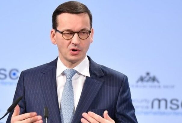 A lengyel kormányfő a holokauszt zsidó elkövetőiről beszélt. Izrael kikéri magának