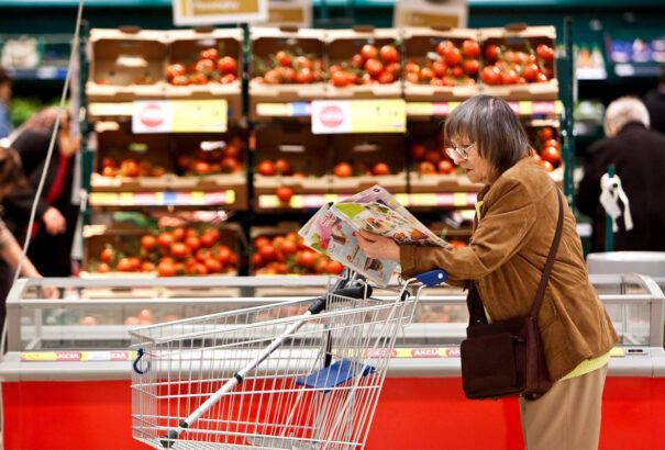 A parlament leszavazta: Nem lesz vasárnapi boltzár