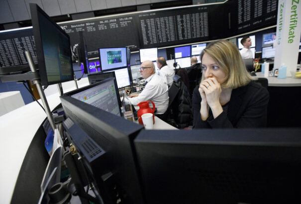 Dráma a világ tőzsdéin: Európát is utolérte a tisztítótűz