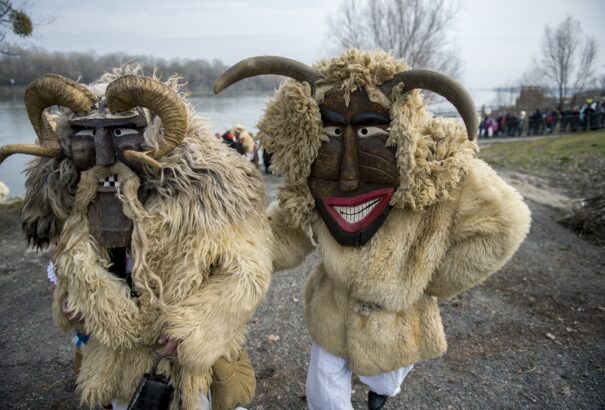Megkezdődött a hat napon át tartó mohácsi busójárás