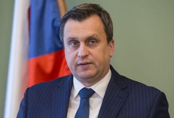 Azt már most tudni lehet, hogy a legtöbb munkásnak alig lesz esélye 13. és 14. fizetésre