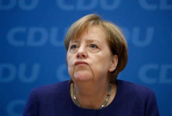 Merkel zöld utat kapott: A CDU tagsága rábólintott az koalíciós szezrődésre