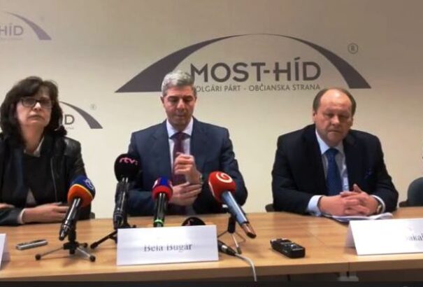 (Nagy) arccal a helyhatósági választások felé – ülésezett a Most-Híd Országos Tanácsa