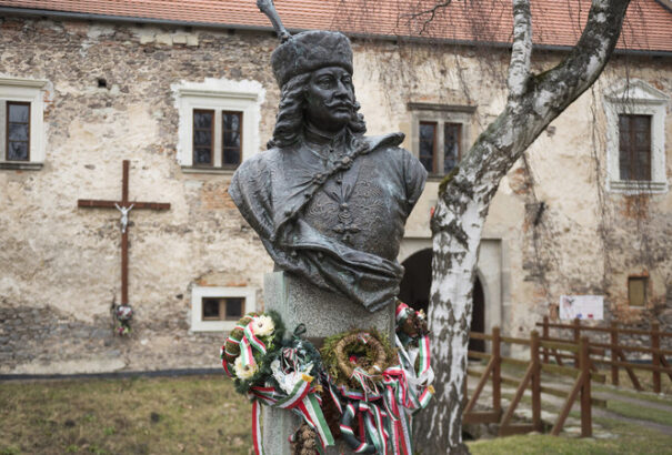 Teljesen felújítják II. Rákóczi Ferenc szülőházát Borsiban