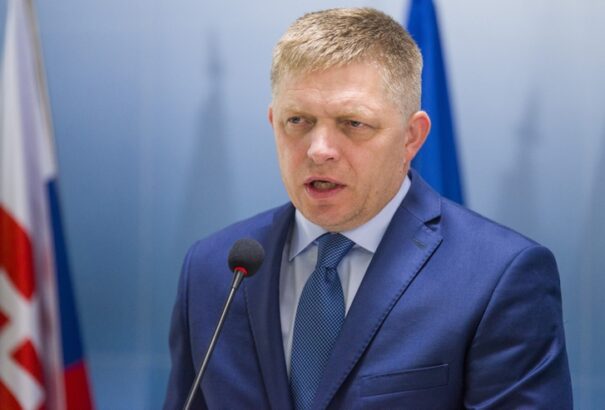 Robert Fico: Szlovákia az első!
