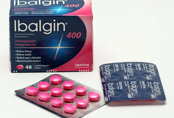 Valóban ártalmas a mumusnak tartott rózsaszín tabletta? A gyógyszerész megmondja