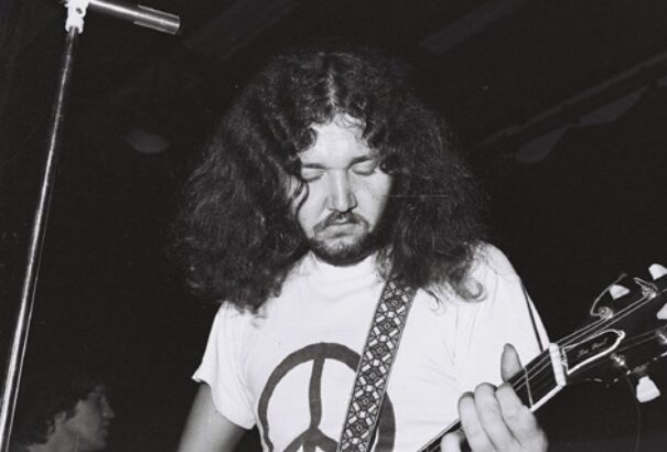 Bakelit-sztorik 09 – „Bélát a pártba!” avagy a Radics Béla legenda