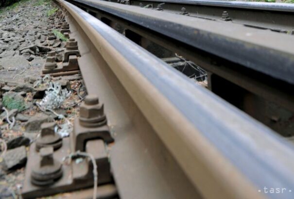 Vonatpótló buszok fognak járni Nagymegyer és Alistál között