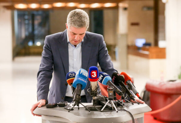 Jozef Sitko: Leszállni a tigris hátáról