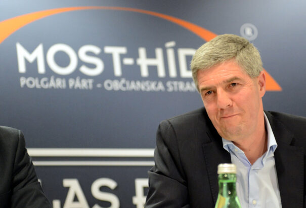 Most nagyon figyelj, Béla!