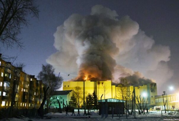 Kemerovói tűzvész – A vészkijáratok zárva voltak, a tűzjelzőt lekapcsolták