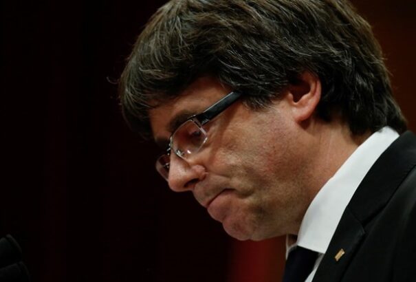Őrizetbe vették Carles Puigdemont volt katalán elnököt