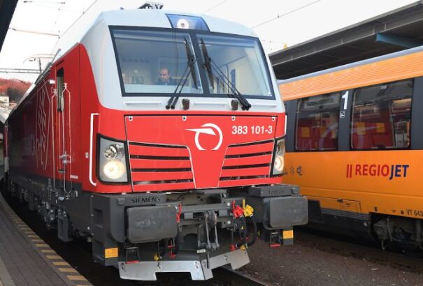 Hazautazók figyelem! Egyre kevesebb a hely a húsvéti időszakban indított vonatokon