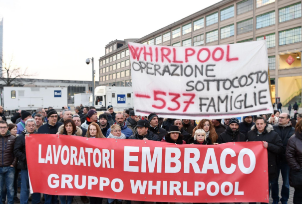 Mégsem költözik az olasz Embraco vállalat Szlovákiába