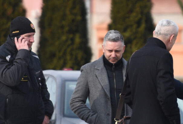 Róbert Krajmer, egykori NAKA-főnök befejezi pályafutását az rendőrségnél