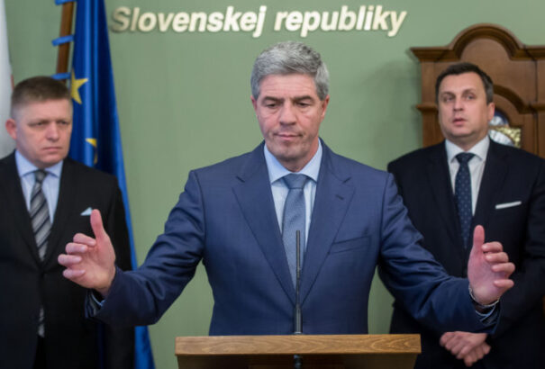 Földrengés a koalícióban. Bugár szerint nem kizárt, hogy bukik a kormány – Percről percre