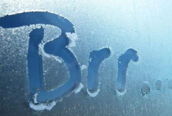 Továbbra is marad a csontig ható hideg