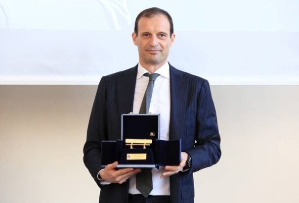 Massimiliano Allegri az év edzője Olaszországban, Marco Rossi különdíjat kapott