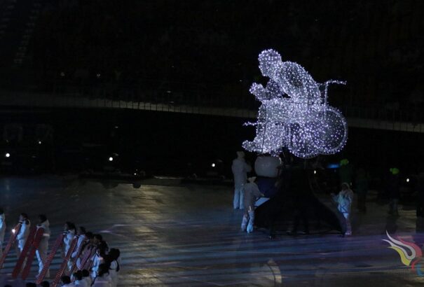 Fellobant a paralimpiai láng Phjongcshangban (képek)