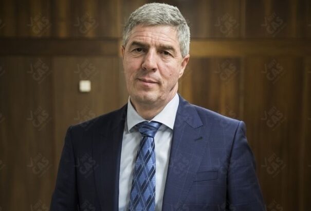 Eugen Korda: Kedves Béla! Te tényleg nem látod?