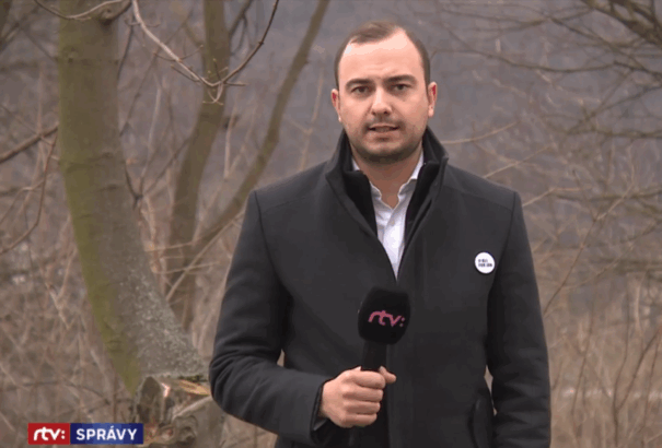 Az RTVS új főszerkesztője nem látja szívesen riporterein az #AllForJan kitűzőket