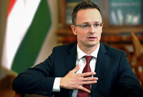 Szijjártó: csak az erős nemzeti identitású nemzetek lehetnek sikeresek
