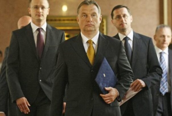 Török Gábor: Hatalmi sakkjátszma fontos lépése történt