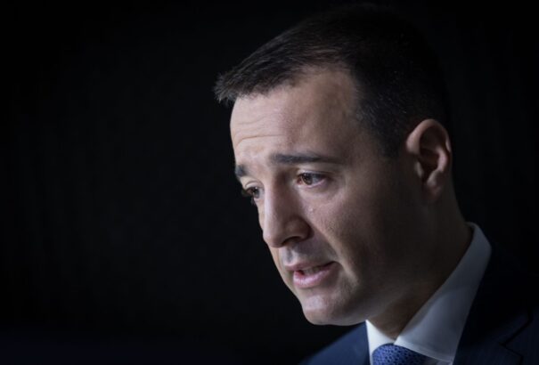 Peter Bárdy: Miért végezte ki a Smer saját miniszterét?