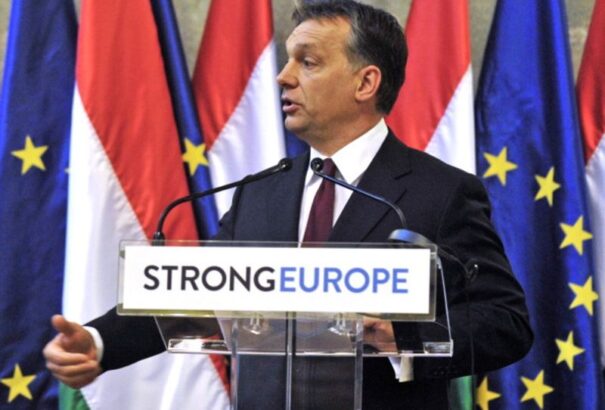 Leonid Bershidsky: Dél vs Kelet konfliktusra készülhet Kelet-Európa