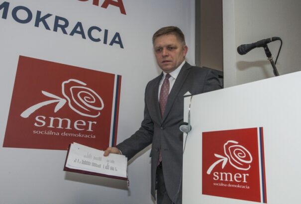 Egyszerűsítés vagy központosítás? Nagy változásokat tervez a Smer a pártirányításban