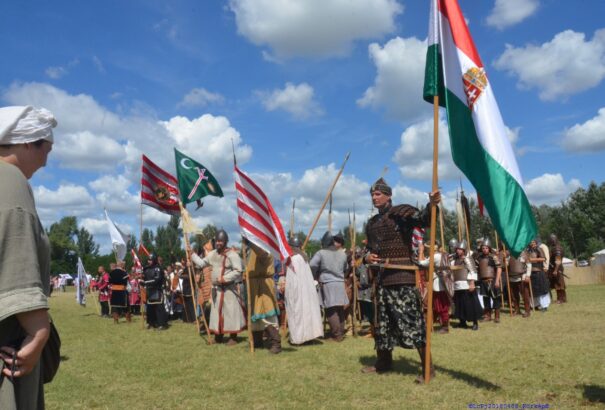 Augusztusban Kurultáj Bugacon. Kopecsni Gábor is szervezői feladatokat kapott – Interjú